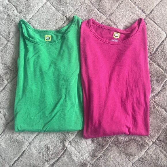 Lot of 2 Wonder Wink Under Scrub Shirts Women's M Long Sleeve Pink Green - Picture 6 of 11